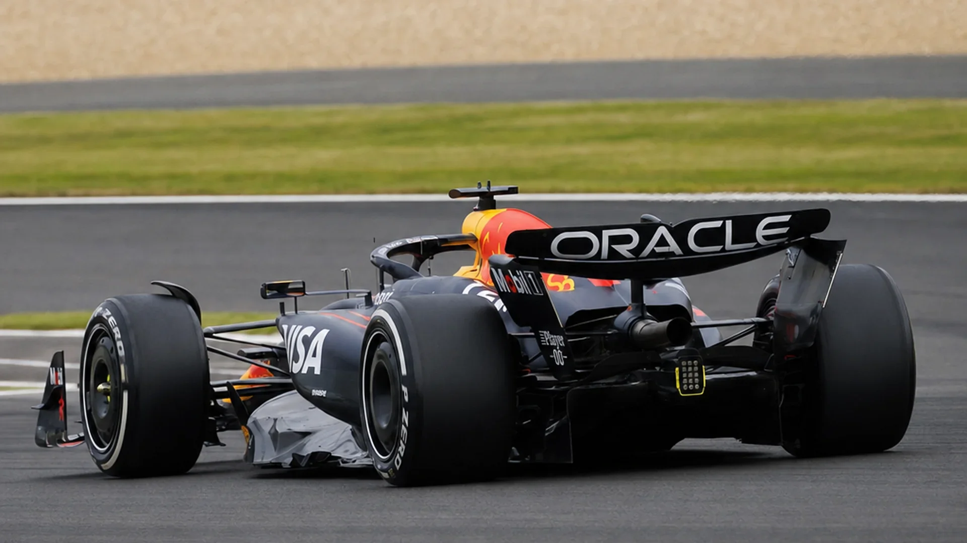 FIA onderzoekt Macarena-vleugels na crashes van Verstappen