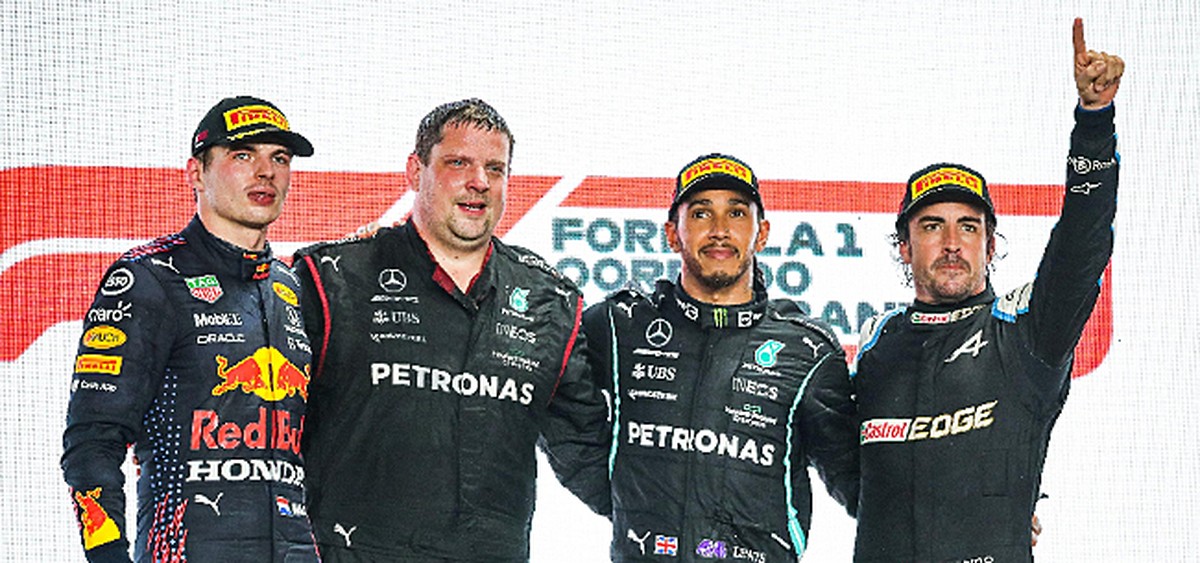 Gaan coureurs meer strijden met Verstappen? 'Niet dat hij alles wint'
