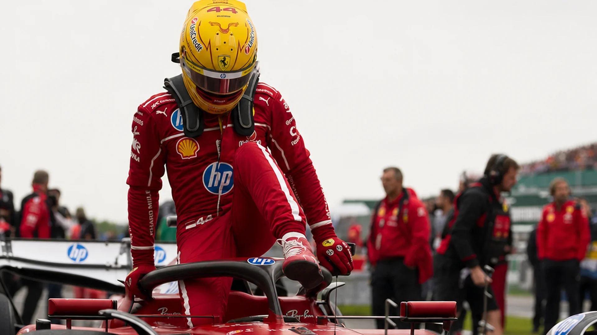 Hamilton eist minder software in F1: 'Een echte frustratie'