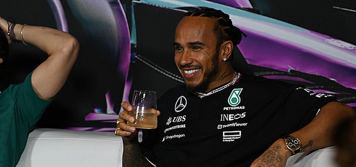 Hamilton wijst opvolger aan: 'Maar ik ken Toto's plannen niet'