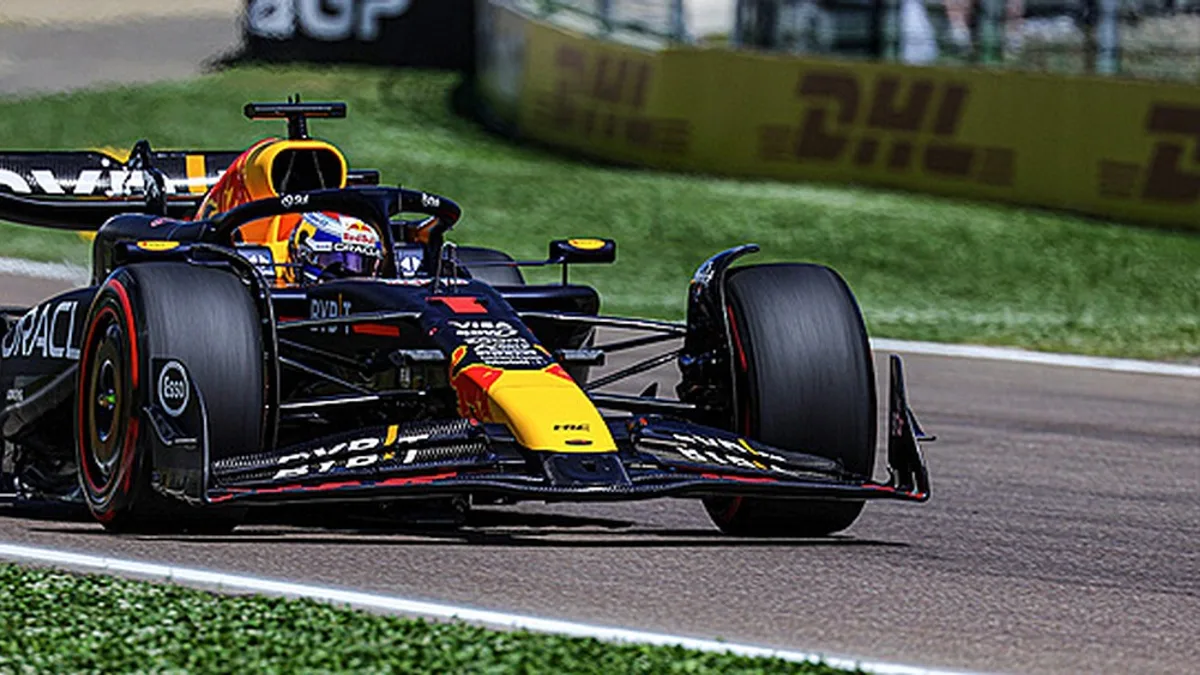 Koning van de Race: Verstappen superieur, Pérez afgeschreven