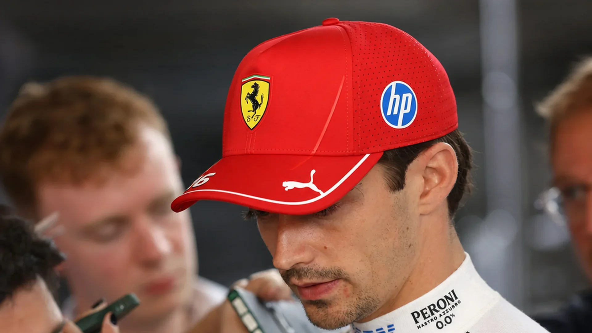 Leclerc schaamt zich na crash: 'Zwaar om mij te blijven steunen'