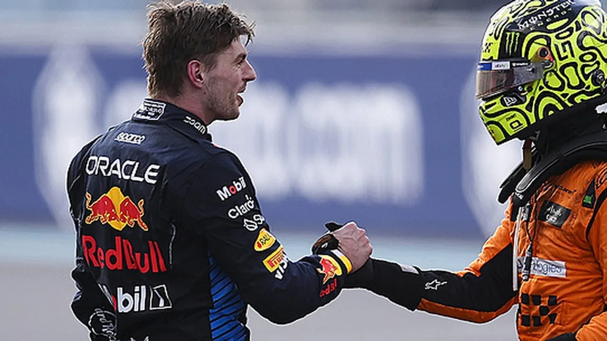 OVERBOORD. Verstappen in de fout, Norris viert feest