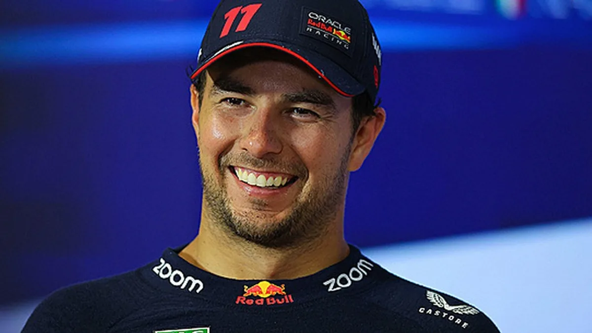 Papa Pérez komt met bizarre uitspraak over zoon Checo