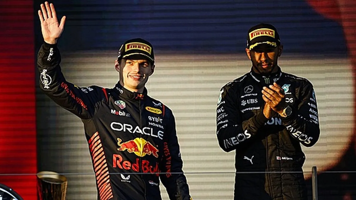 PITSTOP. Wolff adviseert Verstappen, Sainz gefrustreerd