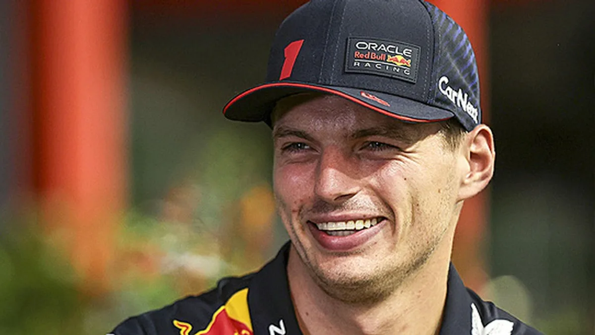 Verstappen geeft collega's slappe lach: 'Ben geen moeder!'