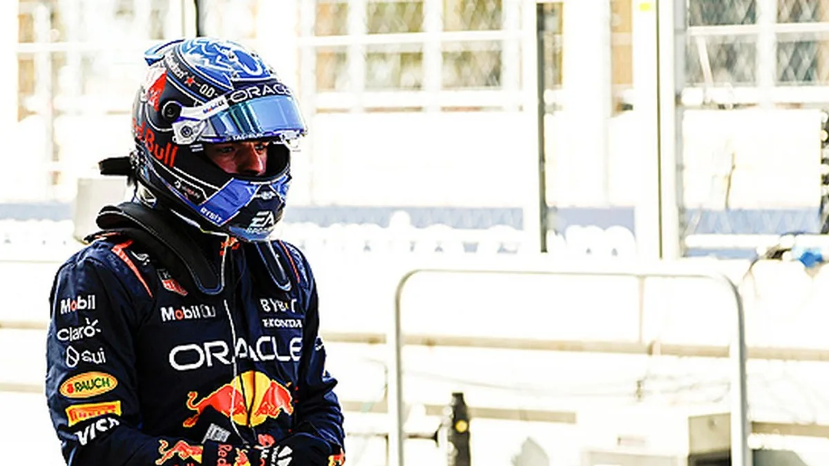 Verstappen onder vuur na eerbetoon Senna: 'Vanwege Kelly?'