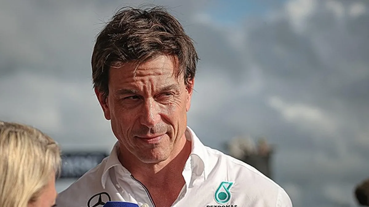 Wolff over geruchten Verstappen: 'Achter gesloten deuren'