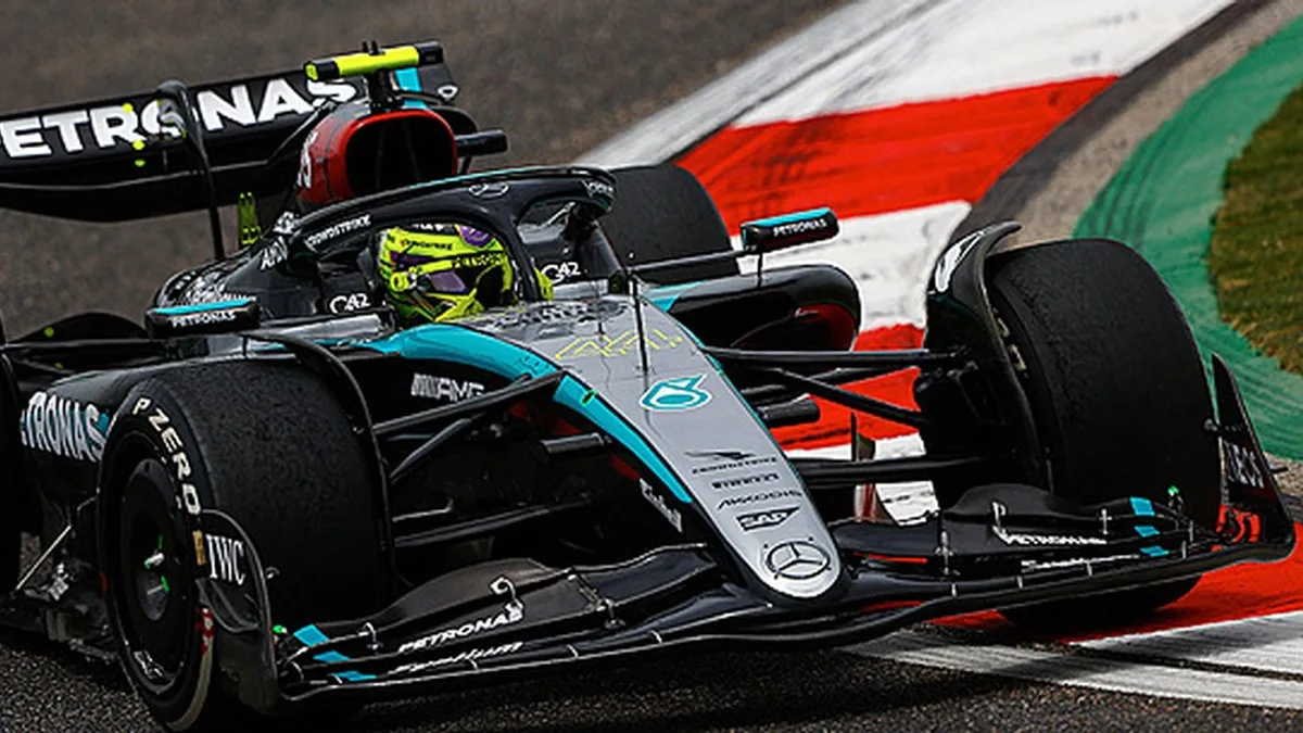 Wolff spreekt verwachtingen uit over Hamilton: 'Geen twijfels'